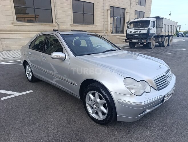 Mercedes C 240 2000, 363,624 km - 2.4 л - Sumqayıt