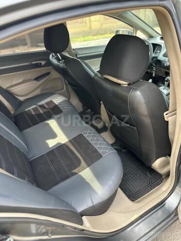 Honda Civic 2009, 330,200 km - 1.3 l - Gəncə