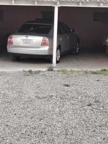 Volkswagen Passat 2004, 270,000 km - 1.8 l - Şəmkir