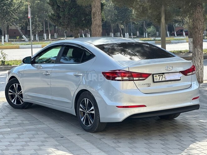 Hyundai Elantra 2017, 84,200 km - 2.0 л - Sumqayıt