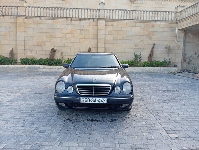 Mercedes E 270 2000, 330,845 km - 2.7 l - Bakı