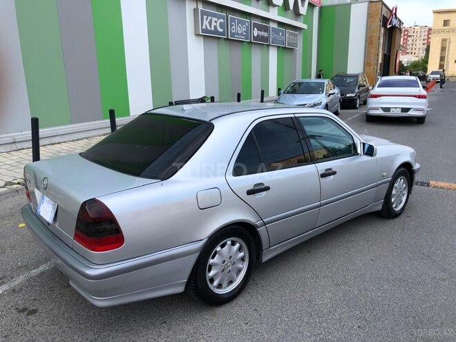 Mercedes C 200-6