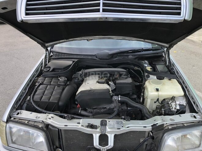 Mercedes C 200-8