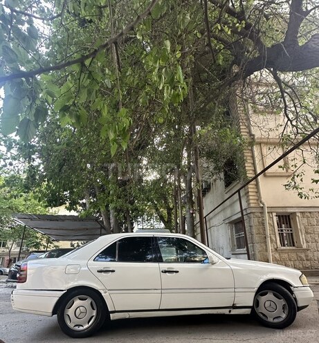 Mercedes C 220 d 1994, 370,000 km - 2.2 l - Bakı