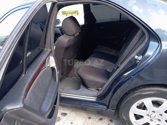 Mercedes E 270 2000, 330,845 km - 2.7 l - Bakı