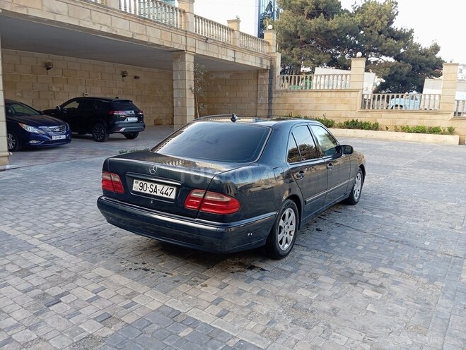 Mercedes E 270 2000, 330,845 km - 2.7 l - Bakı