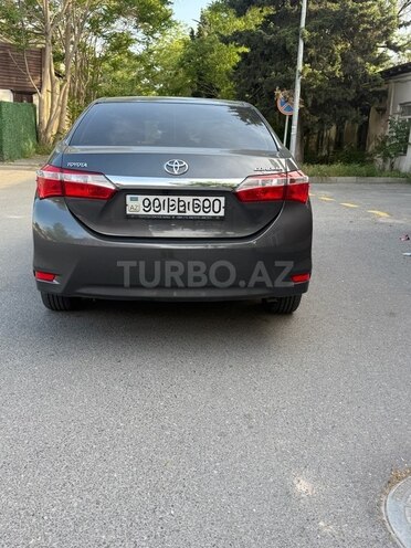 Toyota Corolla 2013, 385,000 km - 1.6 l - Bakı