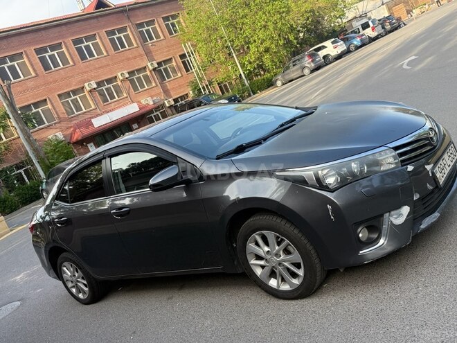 Toyota Corolla 2013, 385,000 km - 1.6 l - Bakı