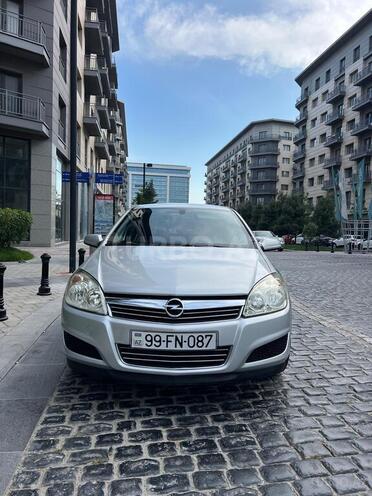 Opel Astra 2009, 322,000 km - 1.4 l - Bakı