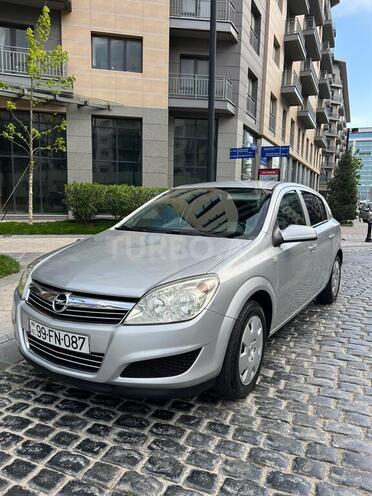 Opel Astra 2009, 322,000 km - 1.4 l - Bakı