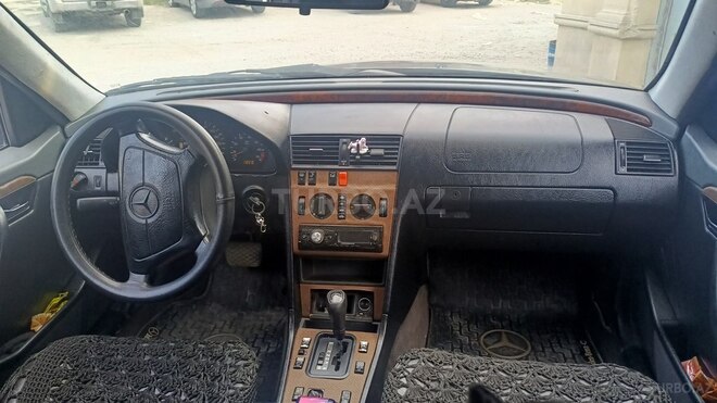 Mercedes C 220 1994, 313,000 km - 2.2 l - Bakı