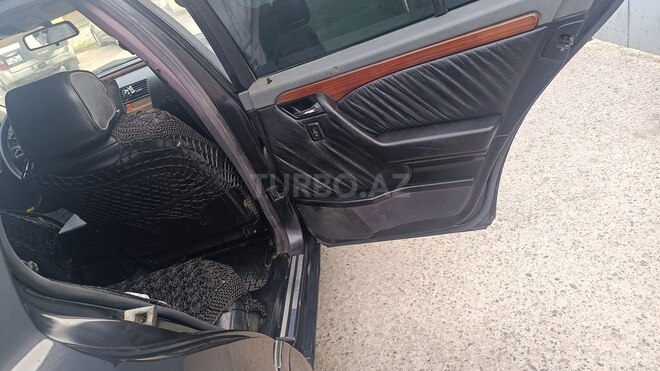 Mercedes C 220 1994, 313,000 km - 2.2 l - Bakı