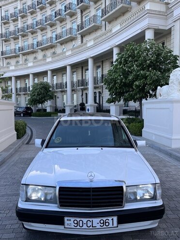 Mercedes 190 1991, 322,000 km - 2.3 л - Bakı