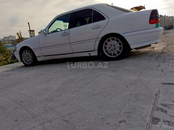Mercedes C 220 1998, 283,000 km - 2.2 l - Bakı