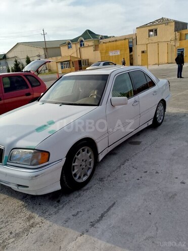 Mercedes C 220 1998, 283,000 km - 2.2 l - Bakı