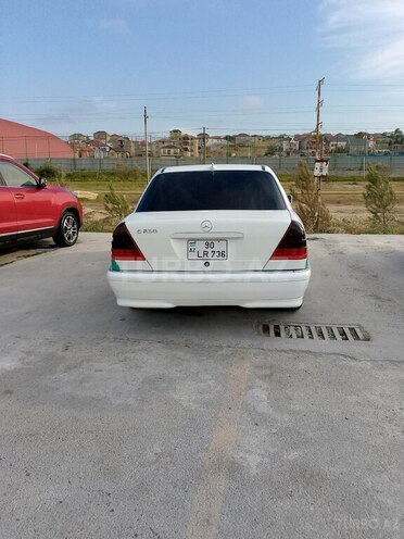 Mercedes C 220 1998, 283,000 km - 2.2 l - Bakı