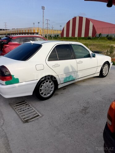 Mercedes C 220 1998, 283,000 km - 2.2 l - Bakı