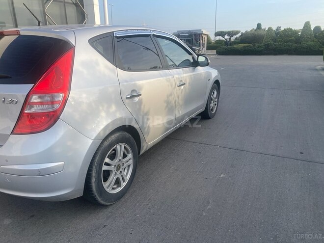 Hyundai i30 2011, 210,000 km - 1.6 l - Bakı
