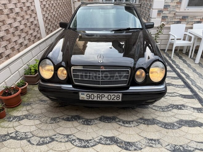 Mercedes E 240 1999, 304,402 km - 2.6 l - Bakı
