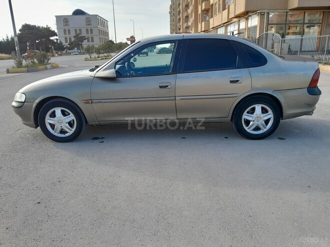 Opel Vectra 1996, 228,000 km - 2.0 l - Bakı