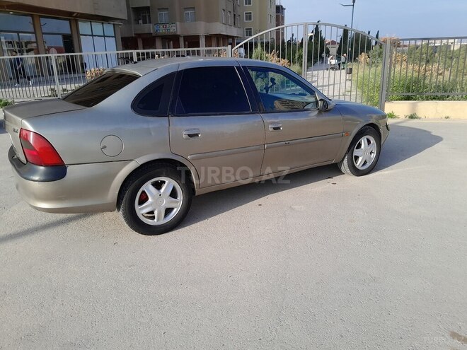 Opel Vectra 1996, 228,000 km - 2.0 l - Bakı