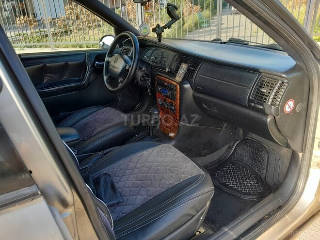 Opel Vectra 1996, 228,000 km - 2.0 l - Bakı