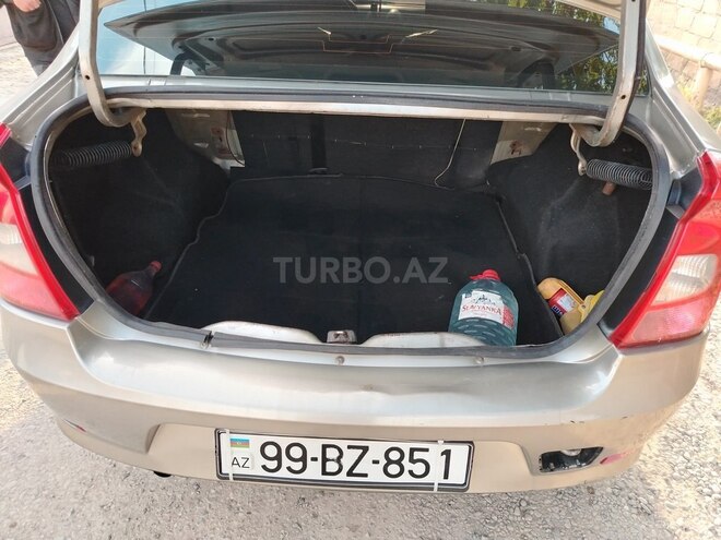 Renault Logan 2011, 688,887 km - 1.6 l - Sumqayıt