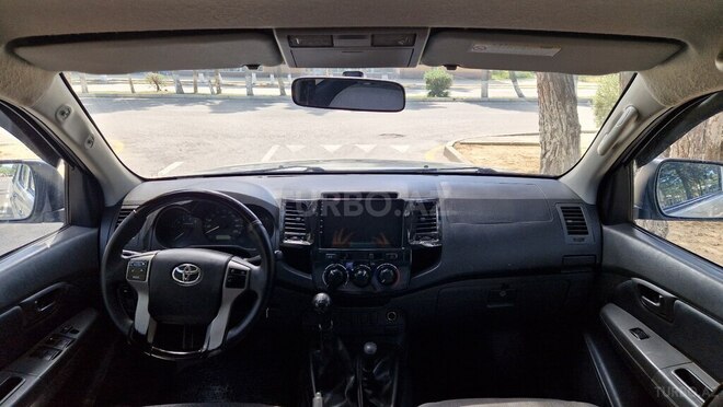 Toyota Hilux 2012, 212,000 km - 2.5 l - Bakı