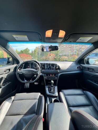 Hyundai Elantra 2016, 112,654 km - 1.6 l - Bakı