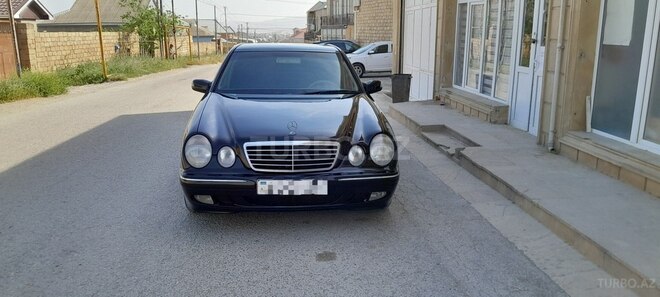 Mercedes E 220 d 2000, 500,000 km - 2.2 л - Bakı