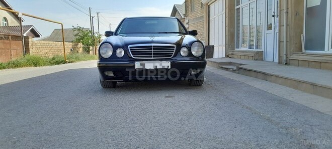 Mercedes E 220 d 2000, 500,000 km - 2.2 л - Bakı