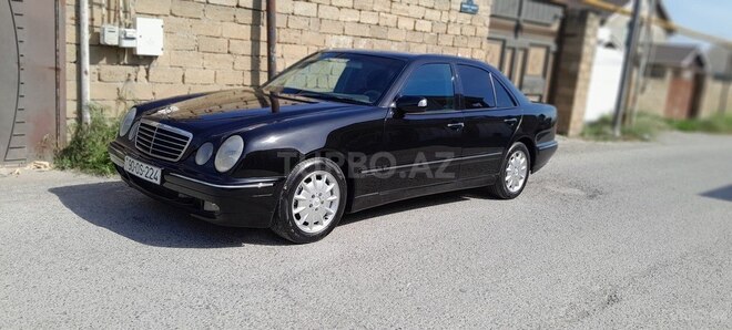 Mercedes E 220 d 2000, 500,000 km - 2.2 л - Bakı