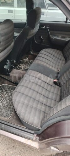 Mercedes 190 1992, 300,986 km - 2.0 l - Ağcabədi