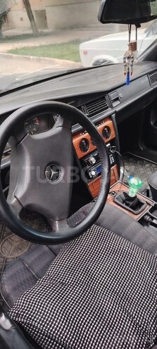 Mercedes 190 1992, 300,986 km - 2.0 l - Ağcabədi