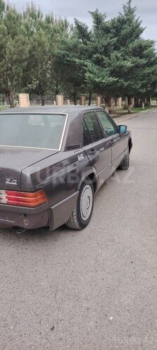 Mercedes 190 1992, 300,986 km - 2.0 l - Ağcabədi