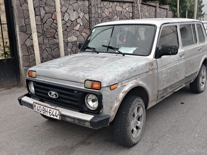 LADA (VAZ) Niva 2004, 492,000 km - 1.8 l - Quba