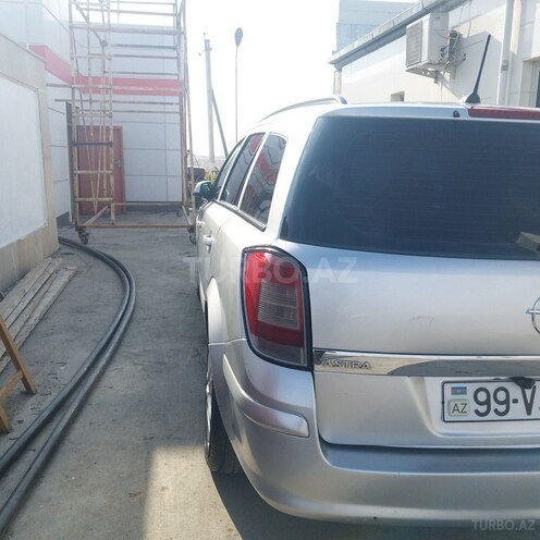 Opel Astra 2008, 298,000 km - 1.3 l - Biləsuvar