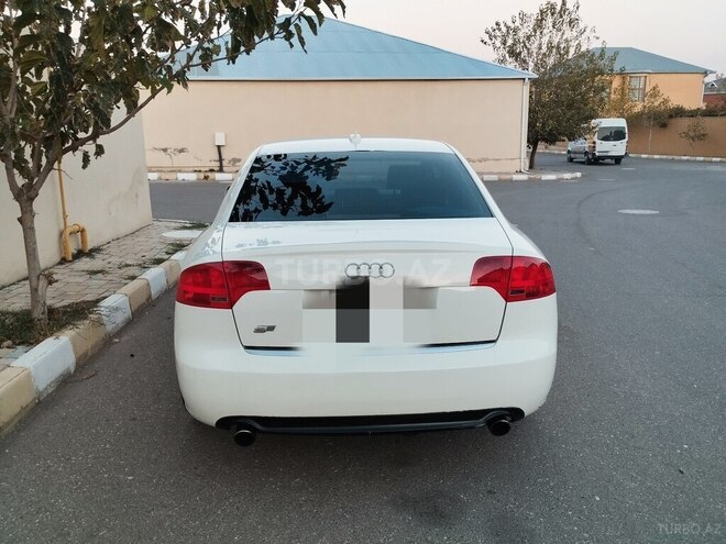 Audi A4 2005, 391,000 km - 2.0 l - Naxçıvan