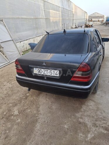 Mercedes C 250 d 1995, 483,000 km - 2.5 l - Bakı