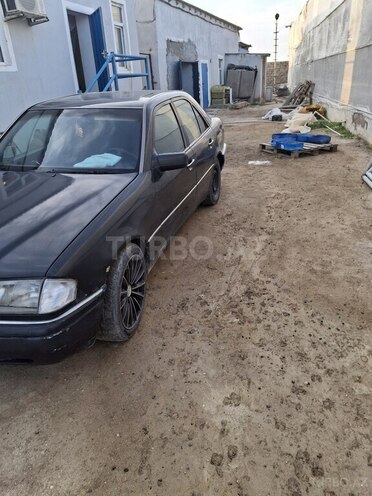 Mercedes C 250 d 1995, 483,000 km - 2.5 l - Bakı