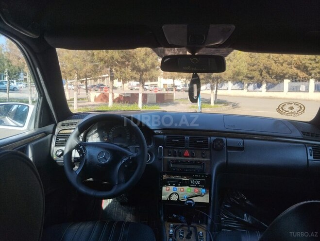 Mercedes E 220 d 2002, 300,000 km - 2.2 l - Gəncə