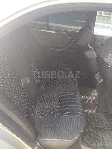 Mercedes E 220 d 2002, 300,000 km - 2.2 l - Gəncə