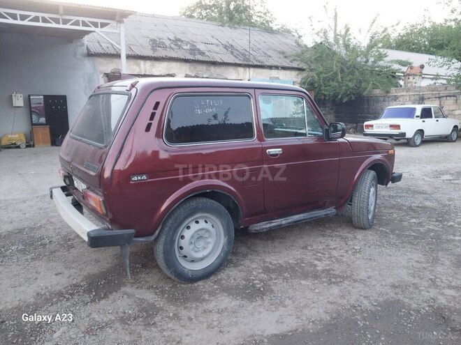 LADA (VAZ) Niva 1989, 250,000 km - 1.6 l - Sabirabad