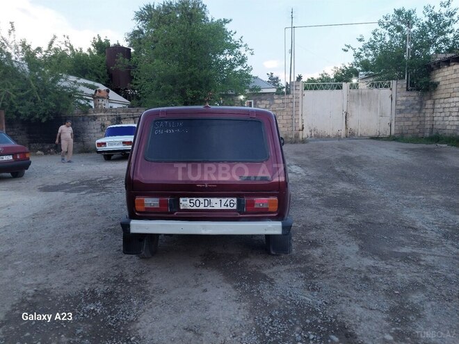 LADA (VAZ) Niva 1989, 250,000 km - 1.6 l - Sabirabad