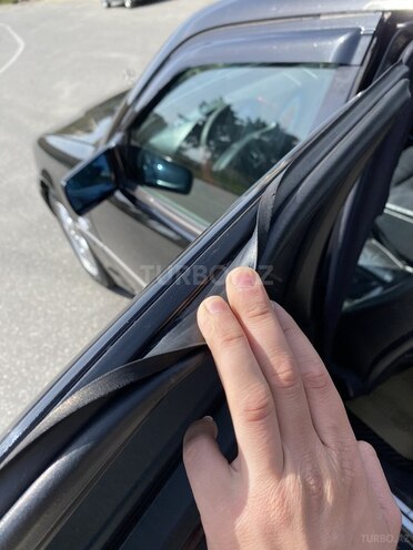 Mercedes C 200 1997, 293,000 km - 2.0 л - Bakı