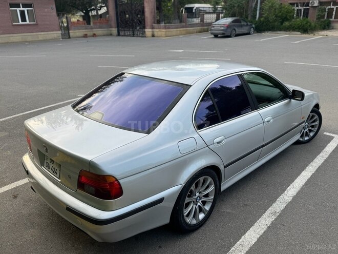 BMW 525 2001, 285,462 km - 2.5 l - Bakı