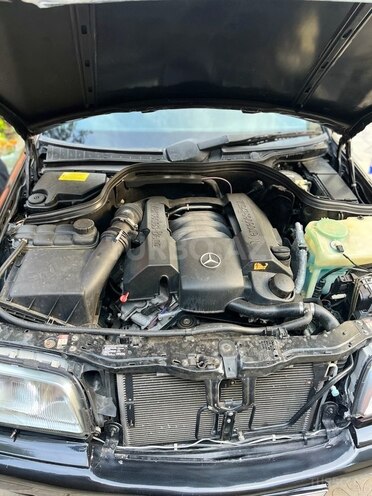 Mercedes C 240 1999, 268,000 km - 2.4 l - Masallı
