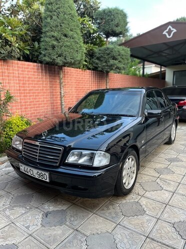 Mercedes C 240 1999, 268,000 km - 2.4 l - Masallı
