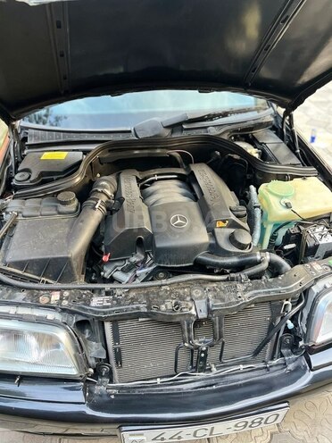 Mercedes C 240 1999, 268,000 km - 2.4 l - Masallı
