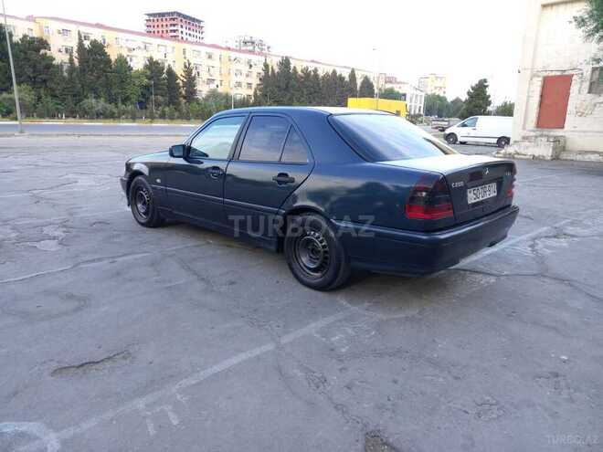 Mercedes C 220 d 1998, 335,168 km - 2.2 л - Sumqayıt